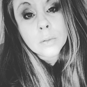 Meet your Posher, Em